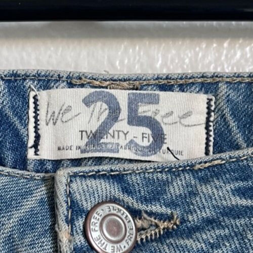 We The Free Desert Rose Patchwork Distressed Jean… - image 4